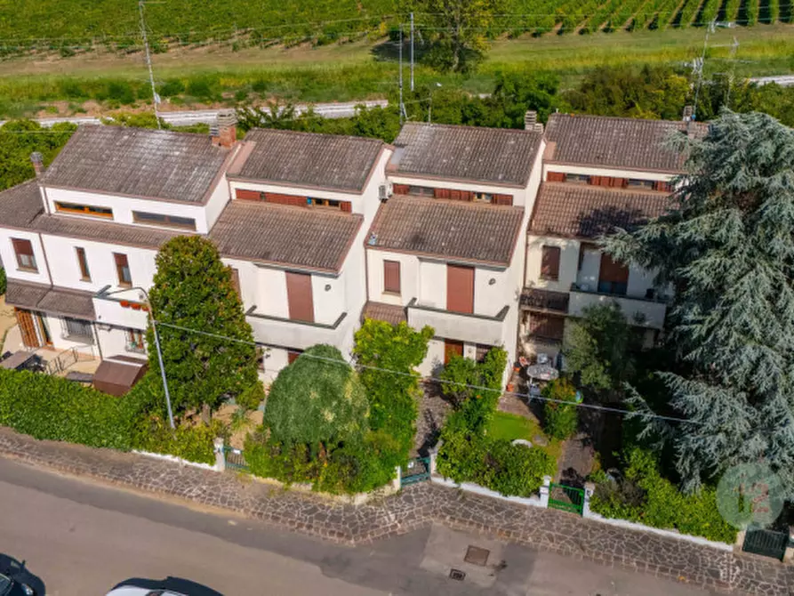 Immagine 44 di Villetta a schiera in vendita  in VIA BARTOLOMEO AVANZINI n. 16/18 a Carpi