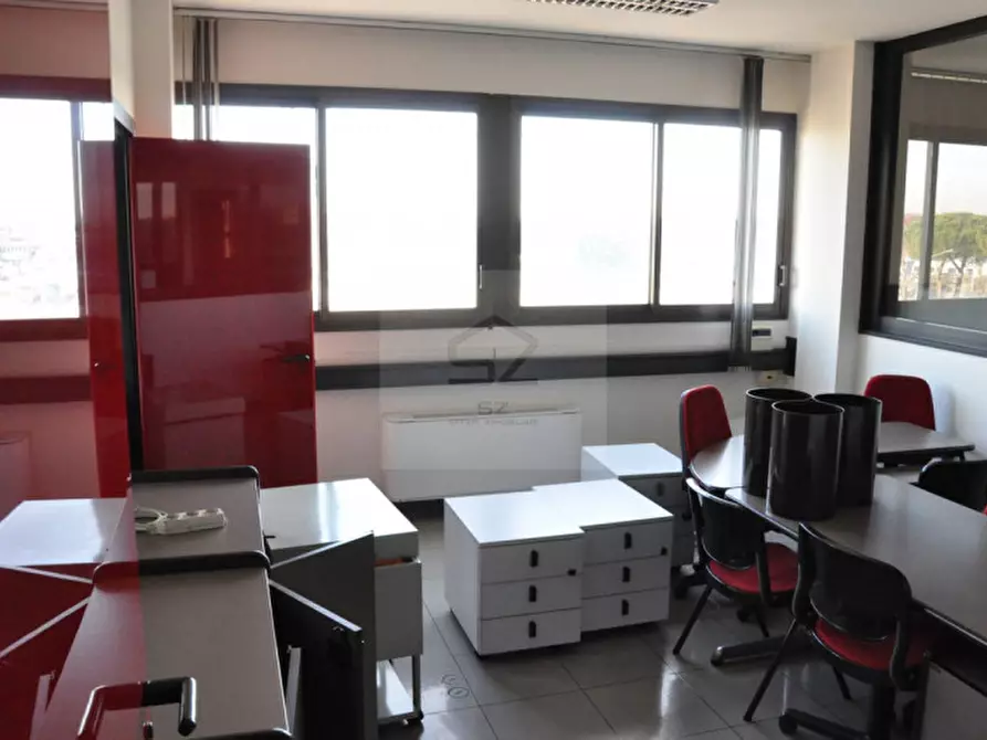 Immagine 4 di Ufficio in vendita  in Corso Stati Uniti a Padova