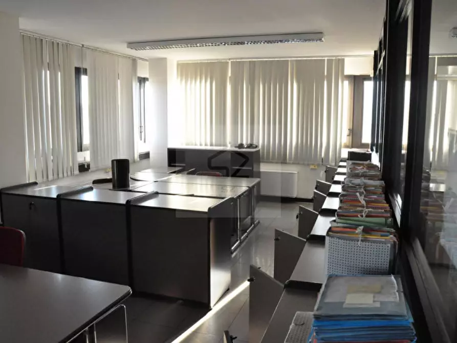 Immagine 8 di Ufficio in vendita  in Corso Stati Uniti a Padova