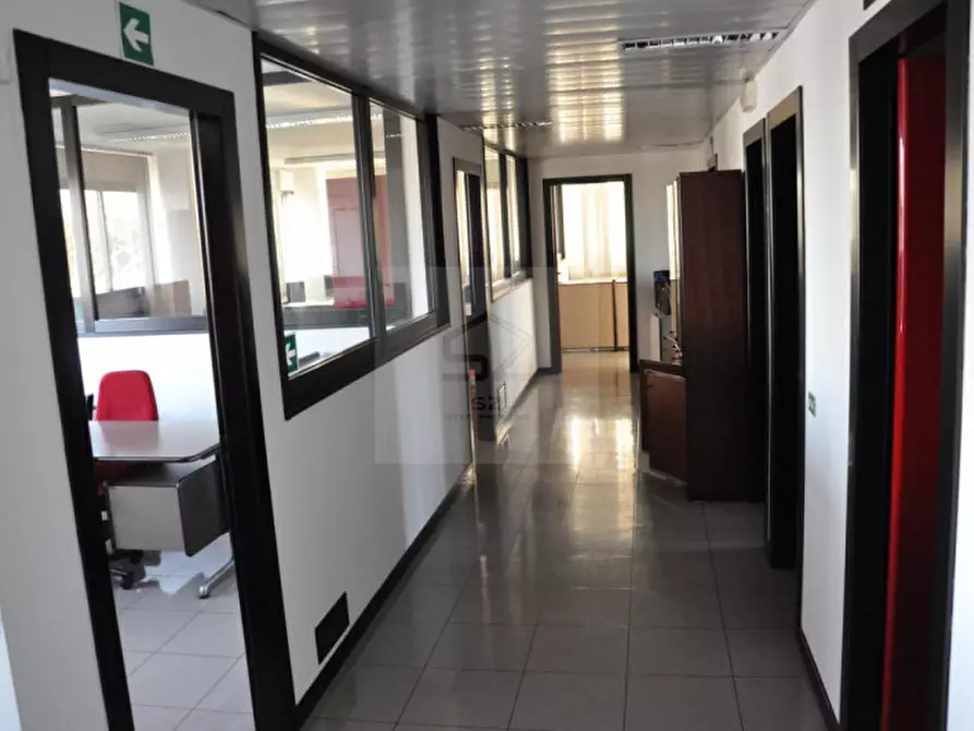 Immagine 9 di Ufficio in vendita  in Corso Stati Uniti a Padova