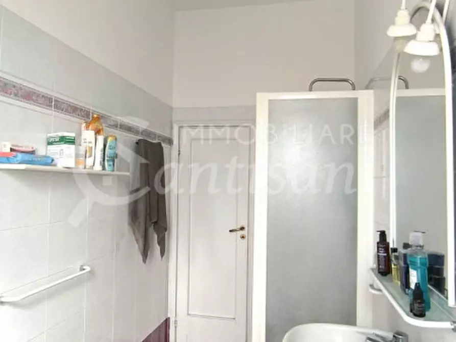 Immagine 16 di Appartamento in affitto  in Via Giovanni Fabbroni a Firenze