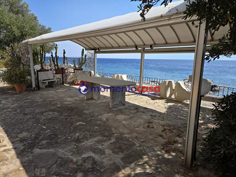 Immagine 8 di Villa in vendita  in Strada Statale Jonica, 585 a Reggio Di Calabria