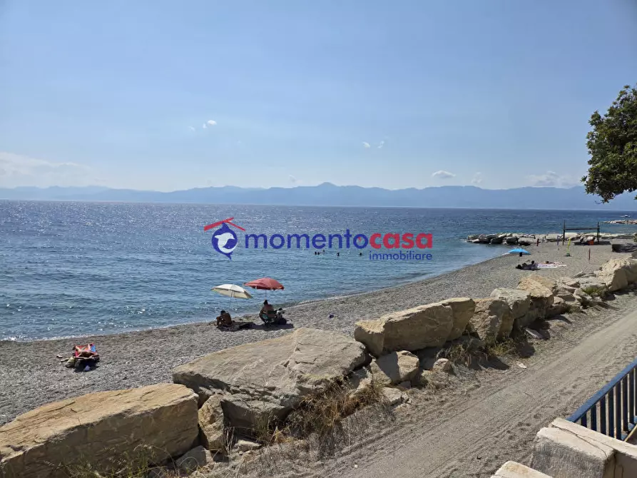 Immagine 9 di Villa in vendita  in Strada Statale Jonica, 585 a Reggio Di Calabria