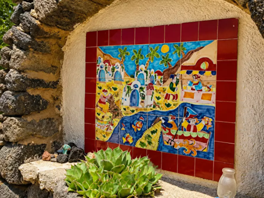 Immagine 25 di Rustico / casale in vendita  a Pantelleria