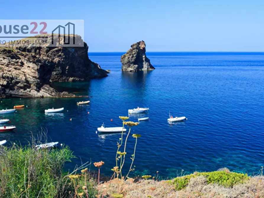 Immagine 27 di Rustico / casale in vendita  a Pantelleria
