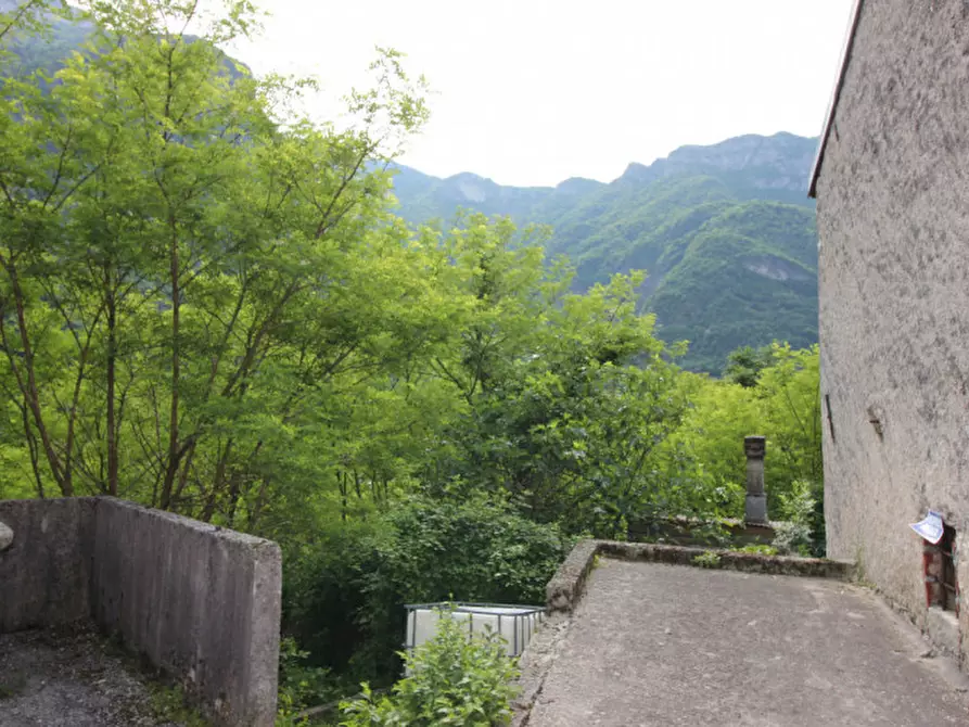 Immagine 2 di Rustico / casale in vendita  in via valpegara 73 a Valdastico