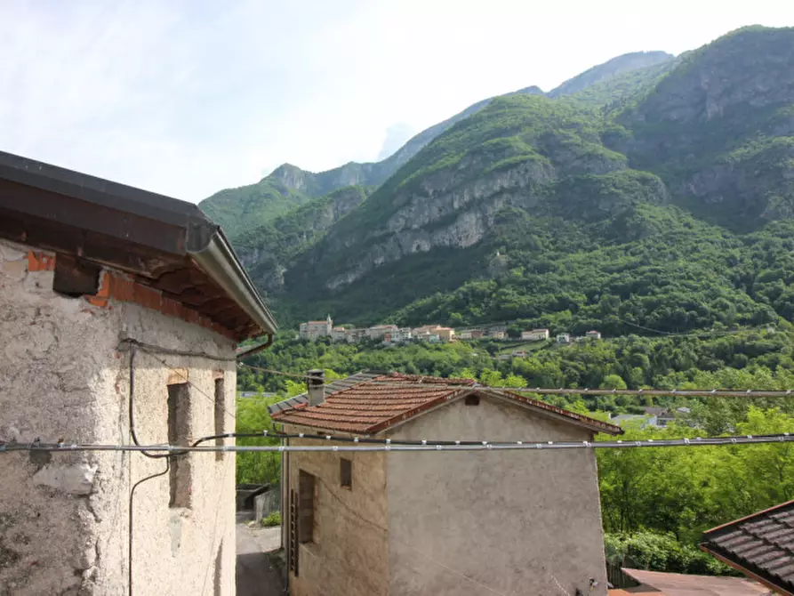 Immagine 67 di Rustico / casale in vendita  in via valpegara 73 a Valdastico