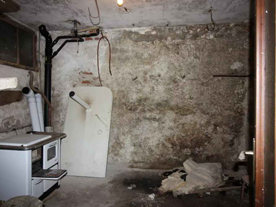 Immagine 90 di Rustico / casale in vendita  in via valpegara 73 a Valdastico