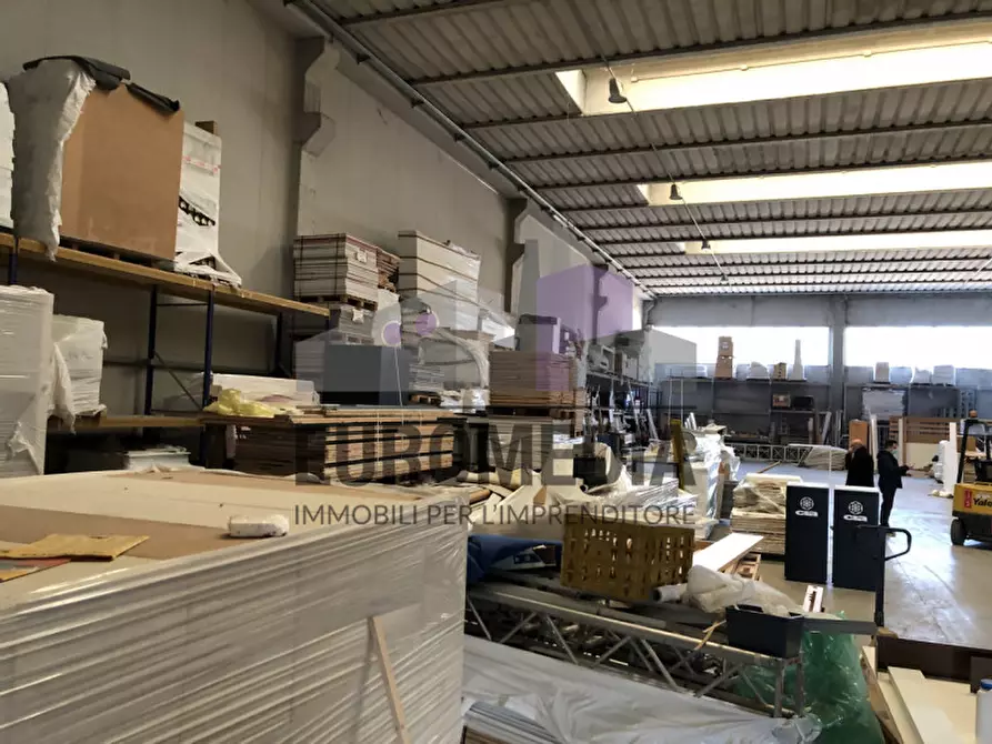 Immagine 7 di Capannone industriale in affitto  in Via Puccini a Altavilla Vicentina