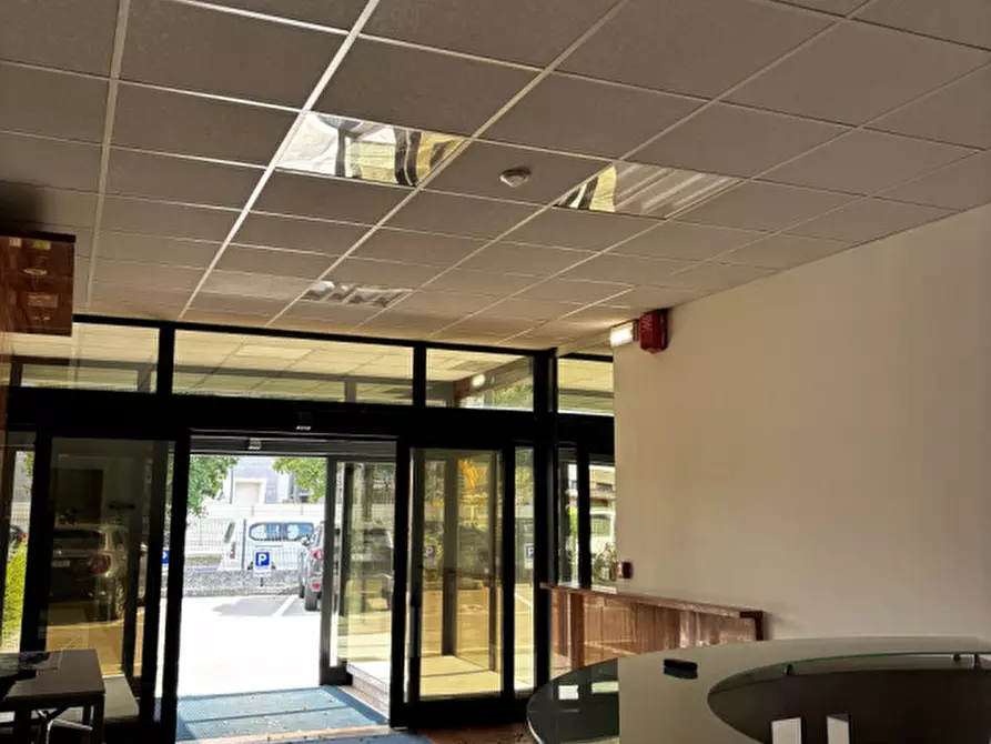Immagine 4 di Ufficio in affitto  in Viale della navigazione interna a Padova