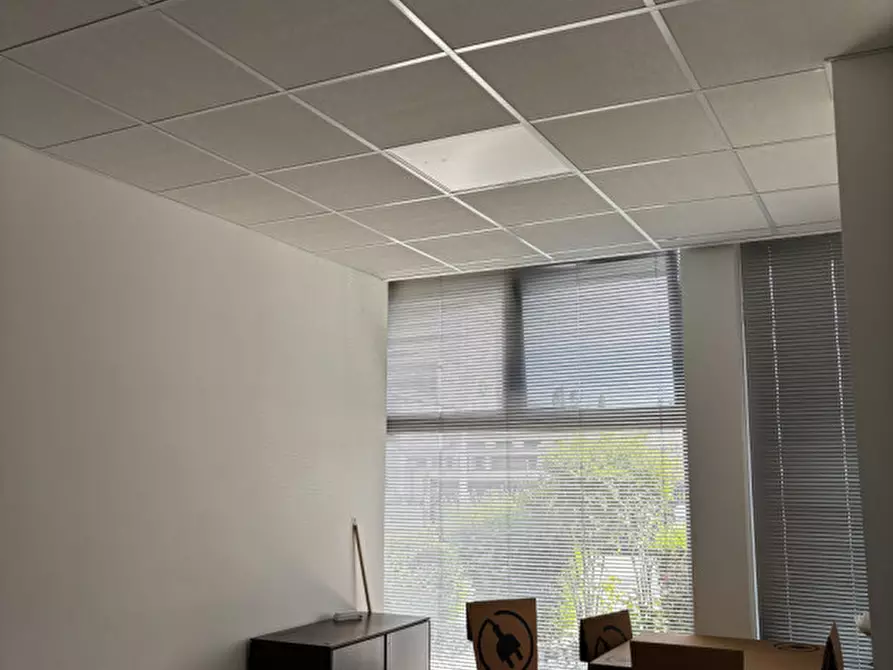 Immagine 27 di Ufficio in affitto  in Viale della navigazione interna a Padova