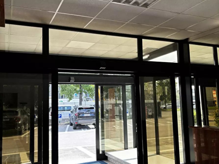 Immagine 33 di Ufficio in affitto  in Viale della navigazione interna a Padova