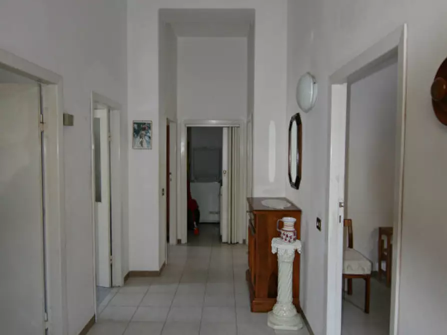 Immagine 11 di Casa indipendente in vendita  a Rapolano Terme