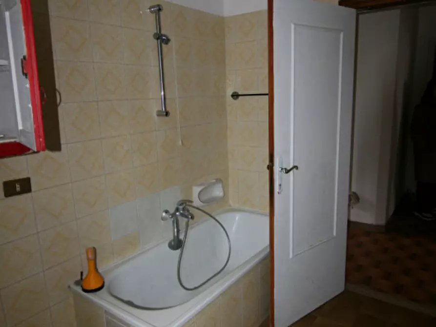 Immagine 28 di Casa indipendente in vendita  a Rapolano Terme