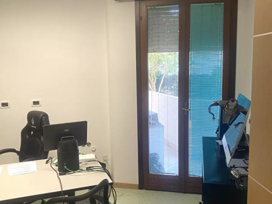 Immagine 8 di Ufficio in vendita  in Via Breo a Piove Di Sacco