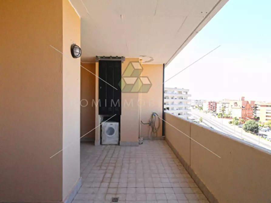 Immagine 10 di Appartamento in vendita  in Viale Leonida Tonelli a Roma