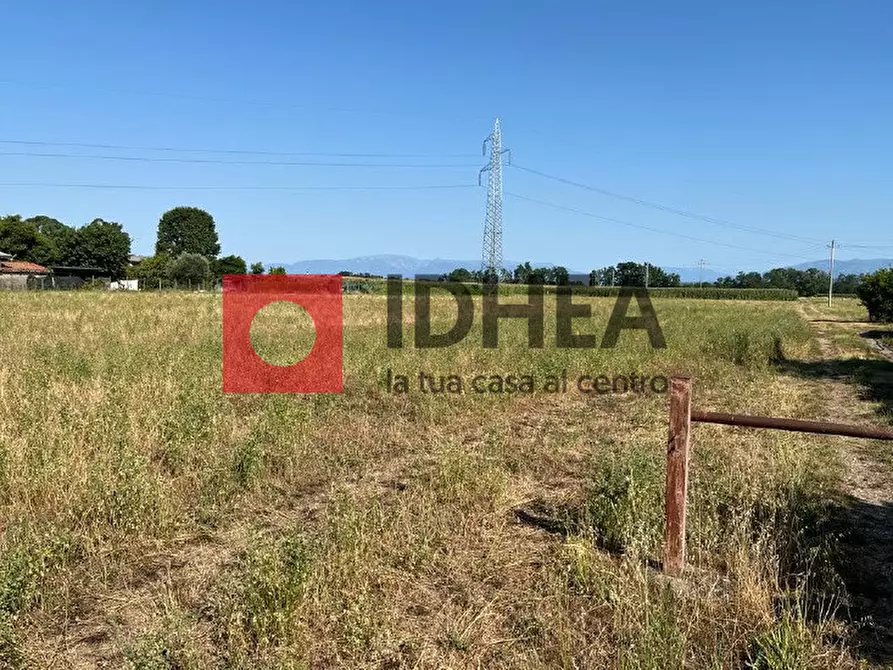 Immagine 1 di Terreno in vendita  in VIA ANTONIO CANOVA a Paese