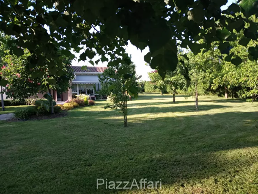 Immagine 11 di Villa in vendita  in Via Frapiero a Correzzola