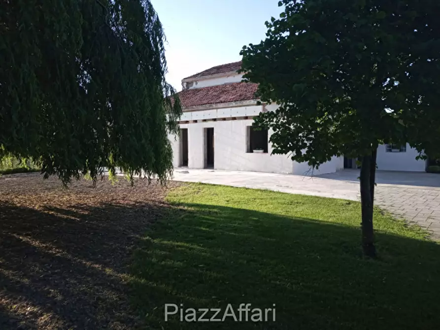 Immagine 20 di Villa in vendita  in Via Frapiero a Correzzola