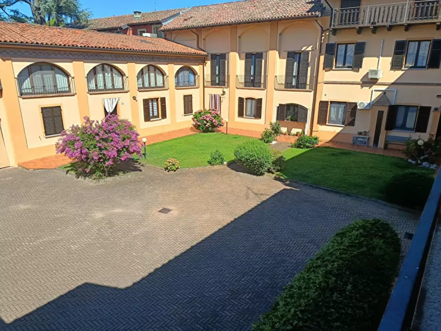 Immagine 1 di Appartamento in vendita  in Via Urbano Rattazzi  20 a Morano Sul Po