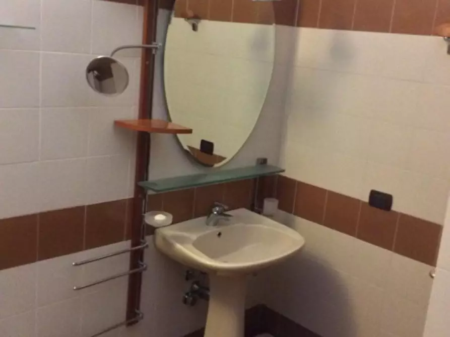 Immagine 13 di Appartamento in vendita  in Via Urbano Rattazzi  20 a Morano Sul Po