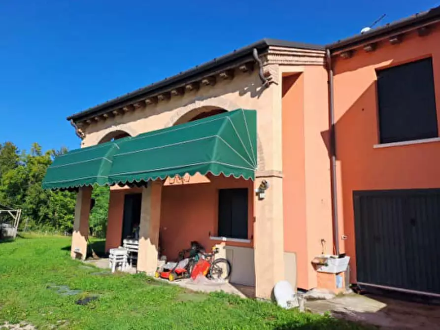 Immagine 1 di Casa bifamiliare in vendita  in Vicolo San Michele, 13 a Casale Sul Sile