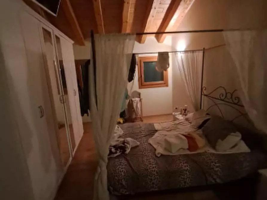 Immagine 10 di Casa bifamiliare in vendita  in Vicolo San Michele, 13 a Casale Sul Sile