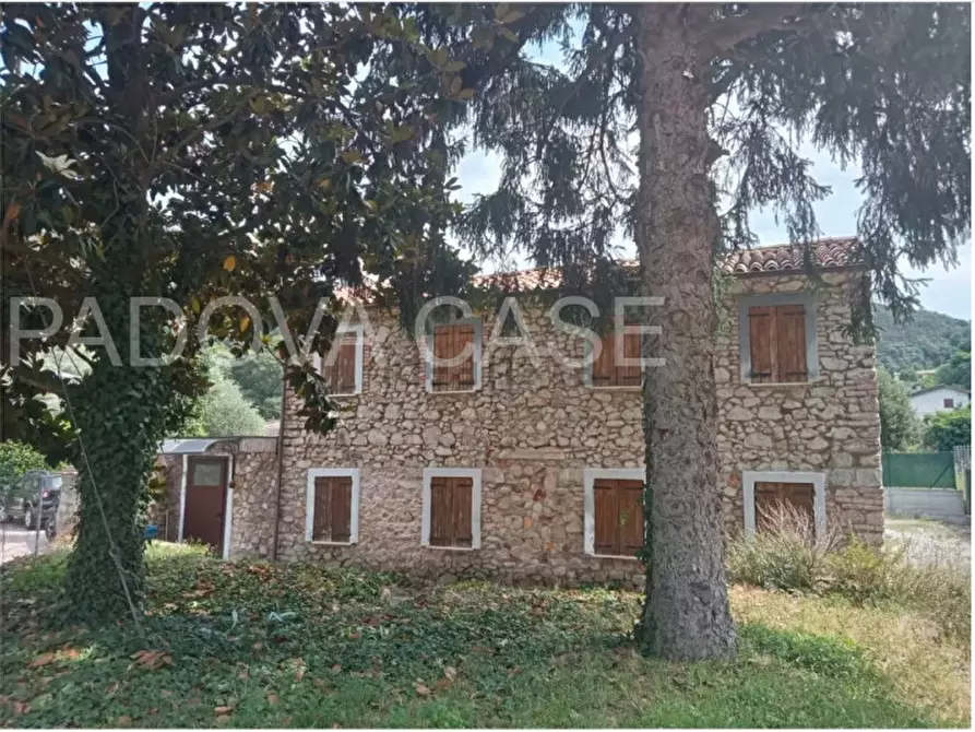 Immagine 1 di Casa indipendente in vendita  a Galzignano Terme