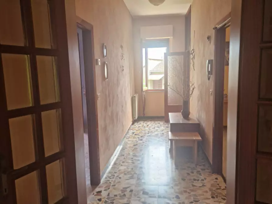 Immagine 9 di Appartamento in vendita  a Sinalunga