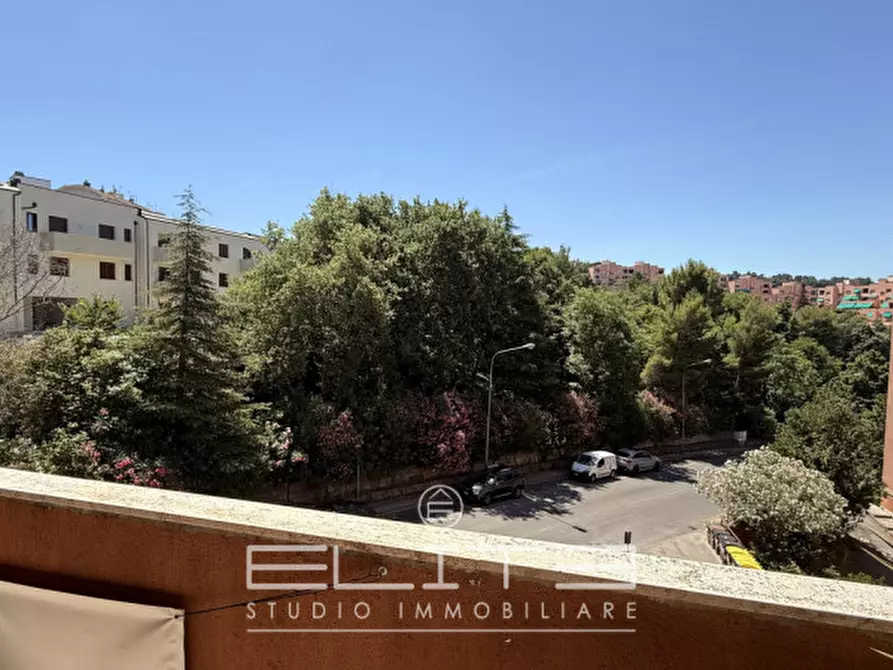 Immagine 1 di Appartamento in vendita  in VIA UNGARETTI a Ancona