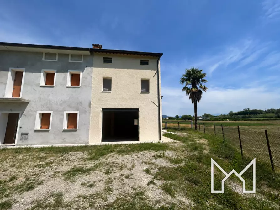 Immagine 1 di Rustico / casale in vendita  a Fonte