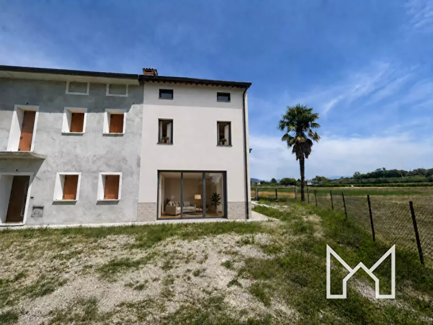 Immagine 2 di Rustico / casale in vendita  a Fonte