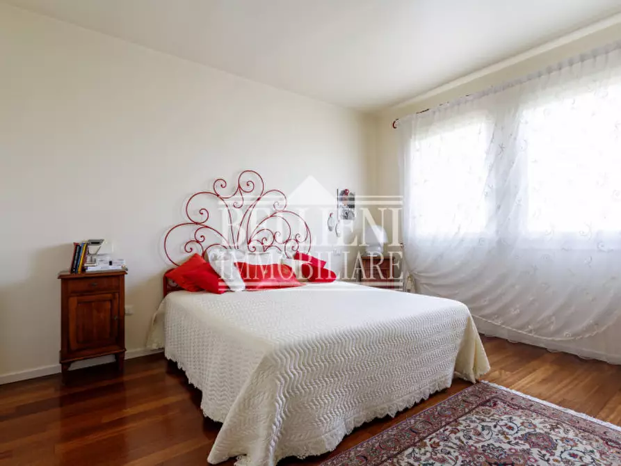 Immagine 18 di Villa in vendita  in via brenta a Monticello Conte Otto