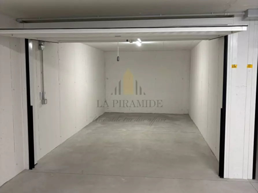 Immagine 3 di Garage in affitto  in PORTA TRENTO PADOVA RIF 2363 a Padova