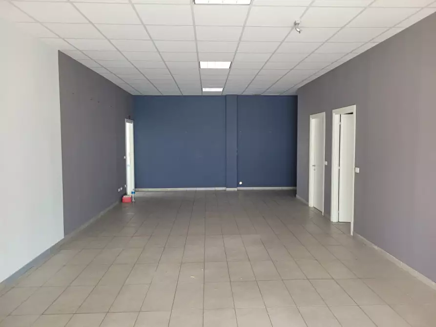 Immagine 2 di Capannone industriale in vendita  a Modena
