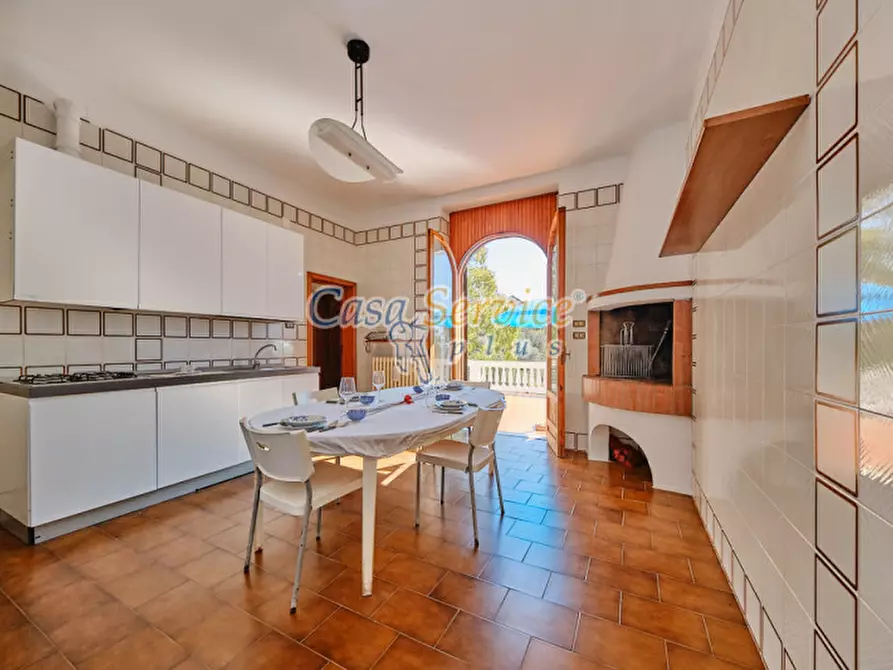 Immagine 9 di Villa in vendita  in Viale Grotta Sant'Ermete a Matino