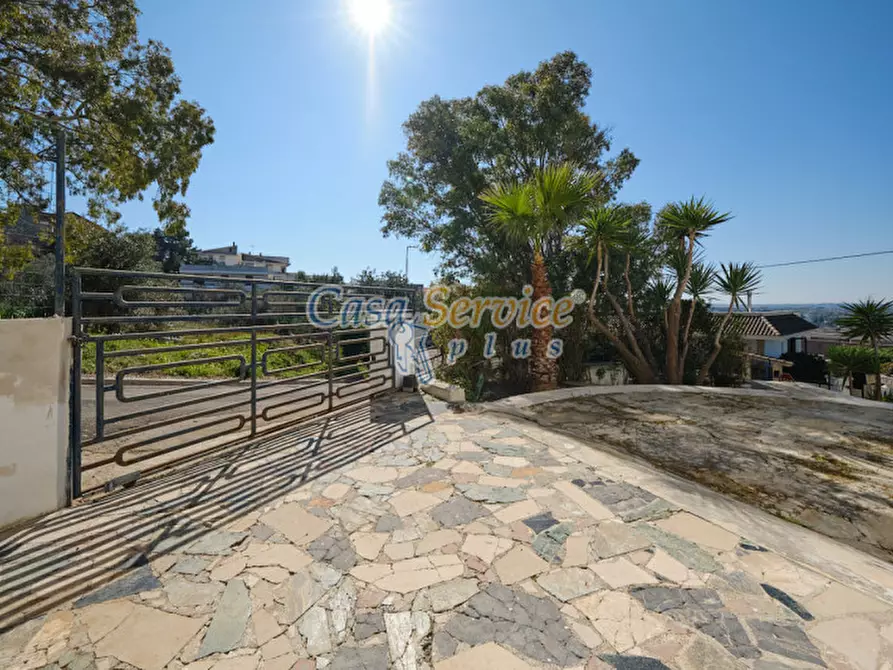 Immagine 39 di Villa in vendita  in Viale Grotta Sant'Ermete a Matino