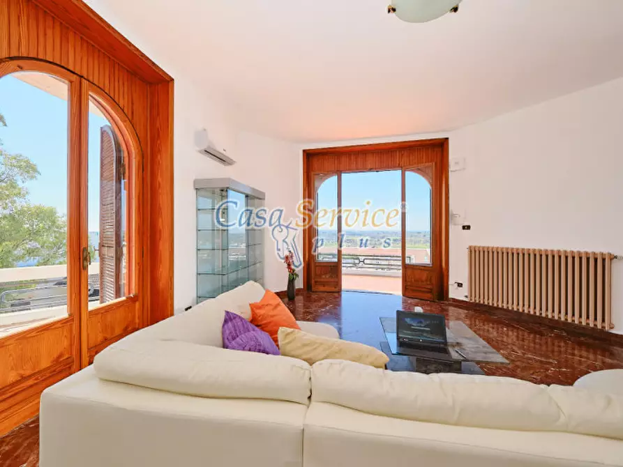 Immagine 84 di Villa in vendita  in Viale Grotta Sant'Ermete a Matino