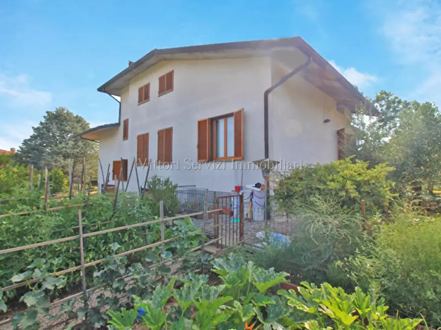 Immagine 1 di Villa in vendita  in Via di Ciliano a Torrita Di Siena