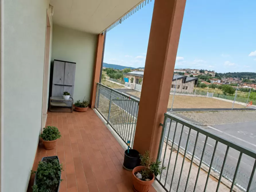 Immagine 10 di Appartamento in vendita  a Tuoro Sul Trasimeno