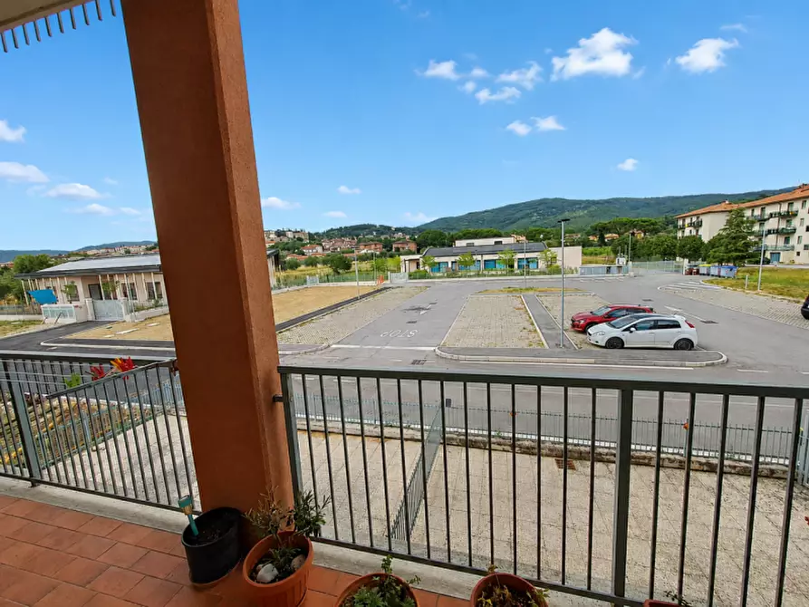 Immagine 11 di Appartamento in vendita  a Tuoro Sul Trasimeno