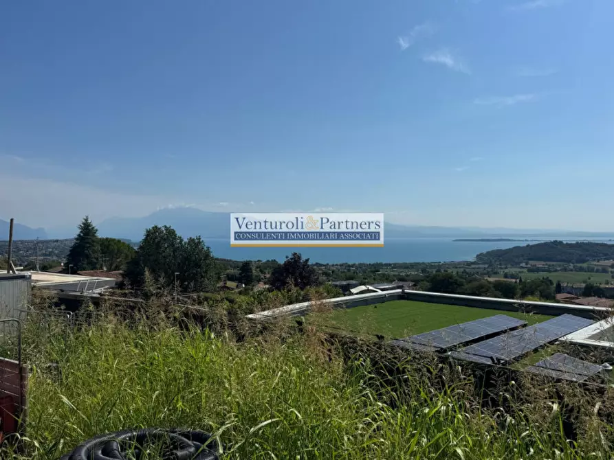 Immagine 5 di Villa in vendita  in Via Barcuzzi a Lonato del Garda