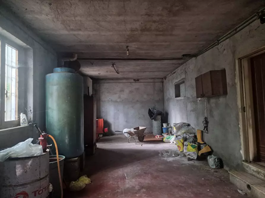 Immagine 9 di Casa indipendente in vendita  a Lucignano