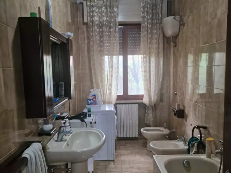 Immagine 21 di Casa indipendente in vendita  a Lucignano