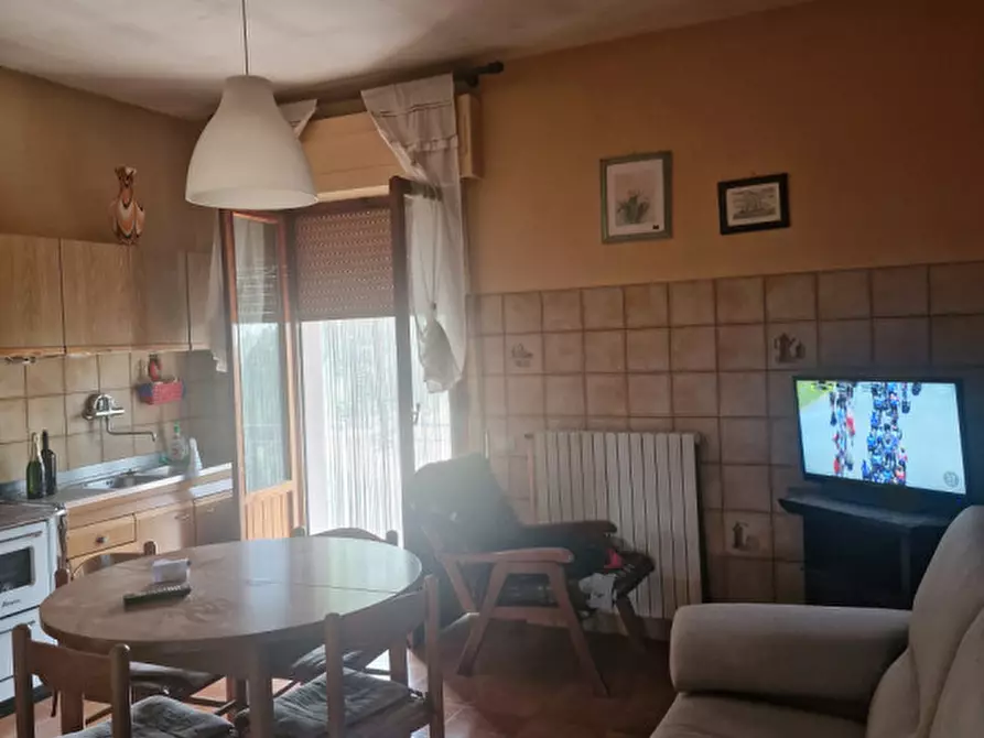 Immagine 10 di Rustico / casale in vendita  a Lucignano