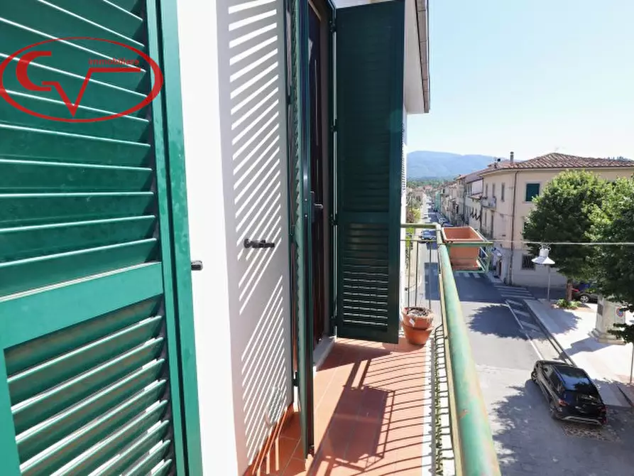 Immagine 5 di Appartamento in vendita  in via roma a Terranuova Bracciolini