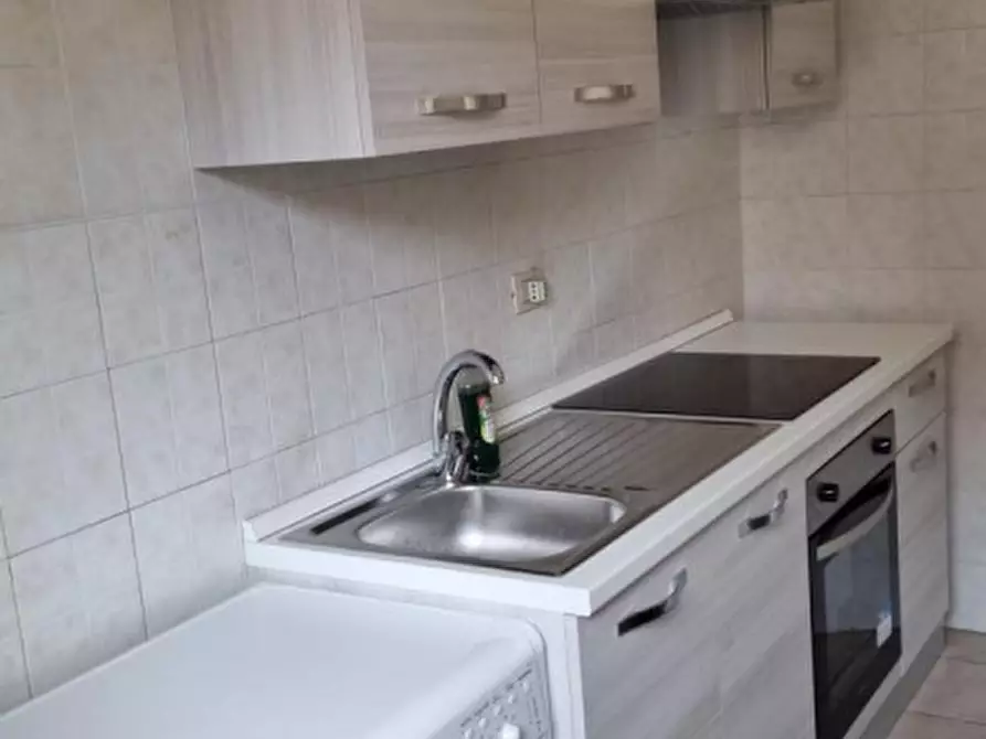 Immagine 11 di Appartamento in affitto  in Via Appia Nuova, 197 a Roma