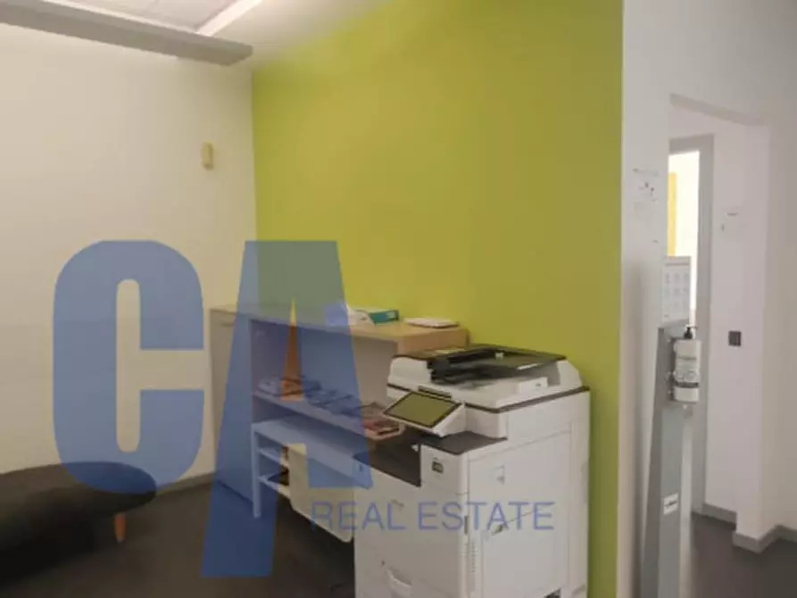 Immagine 22 di Ufficio in affitto  in VIA RUCELLAI BERNARDO a Milano