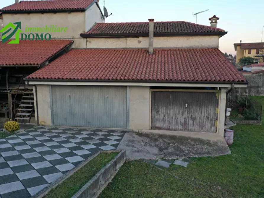 Immagine 27 di Villetta a schiera in vendita  in schio a Schio