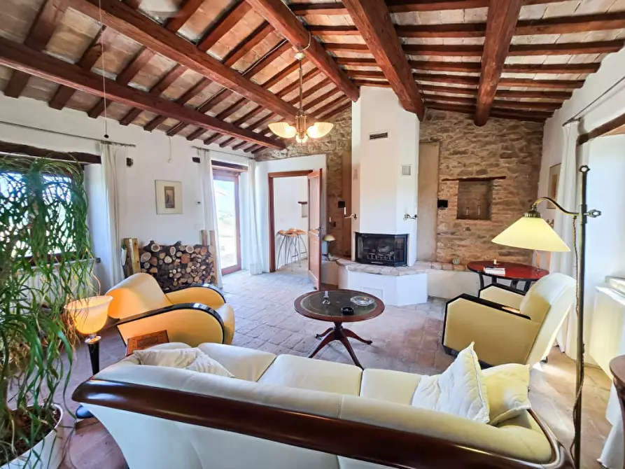 Immagine 10 di Rustico / casale in vendita  in Ca' Gnolo a Sassocorvaro Auditore